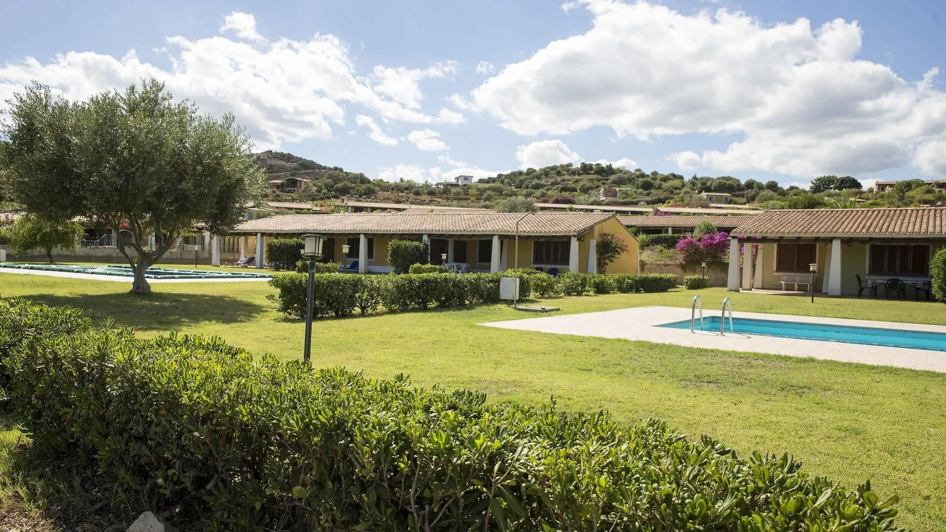 Residence Abba Urci Marina di Gairo Hotel