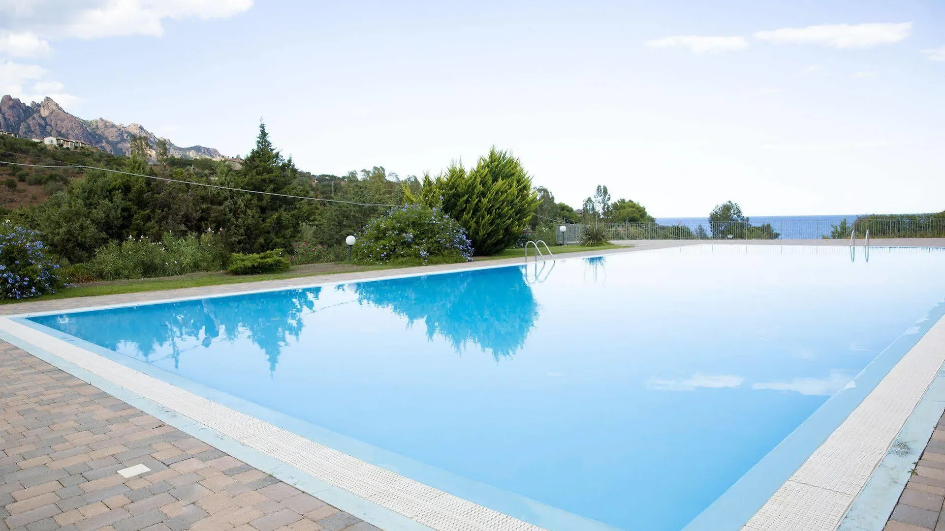 Hotel Residence Abba Urci Marina di Gairo